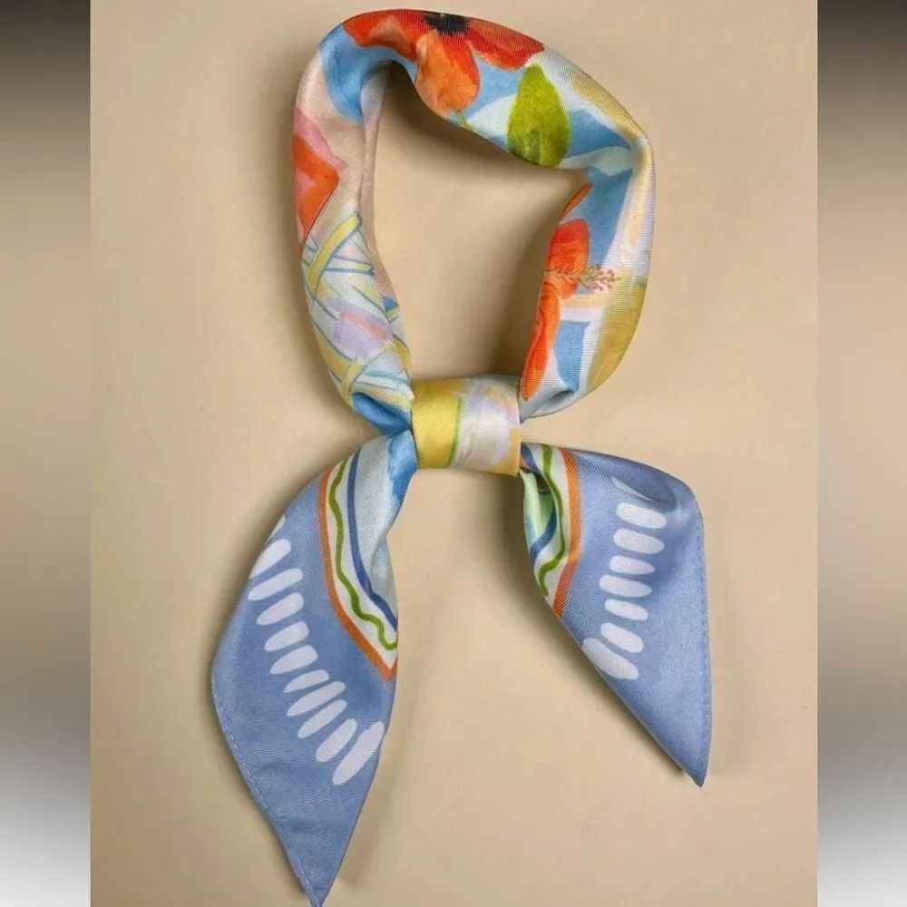 Fish scarf P107 - Picture 2 of 6